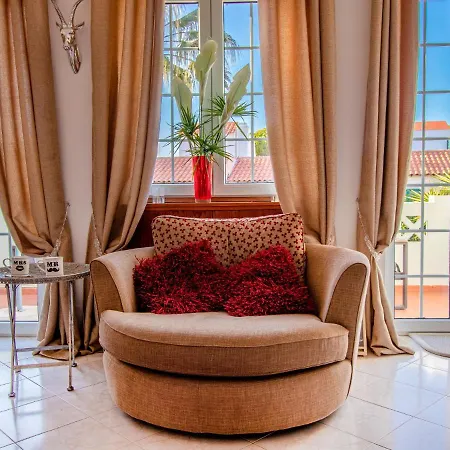 Appartement Beautiful Two Bedroom In The Old Village